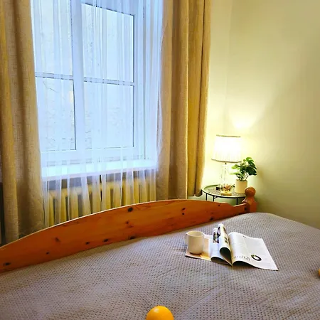 Апартаменти Heart Of Old 3 Bedroom By Dome Square Рига