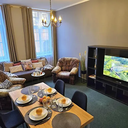 Heart Of Old 3 Bedroom By Dome Square * 里加