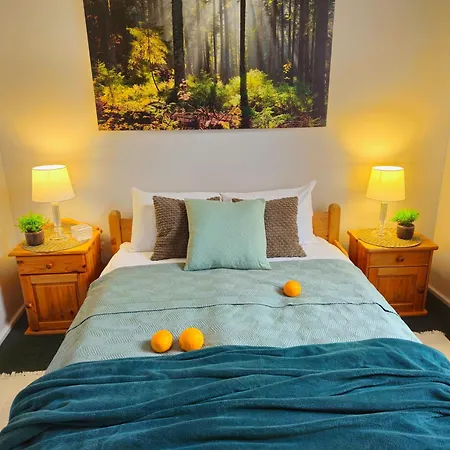 Апартаменти Heart Of Old 3 Bedroom By Dome Square Рига