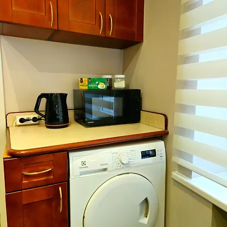 Heart Of Old 3 Bedroom By Dome Square Апартаменти *