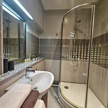 公寓 Heart Of Old 3 Bedroom By Dome Square 里加