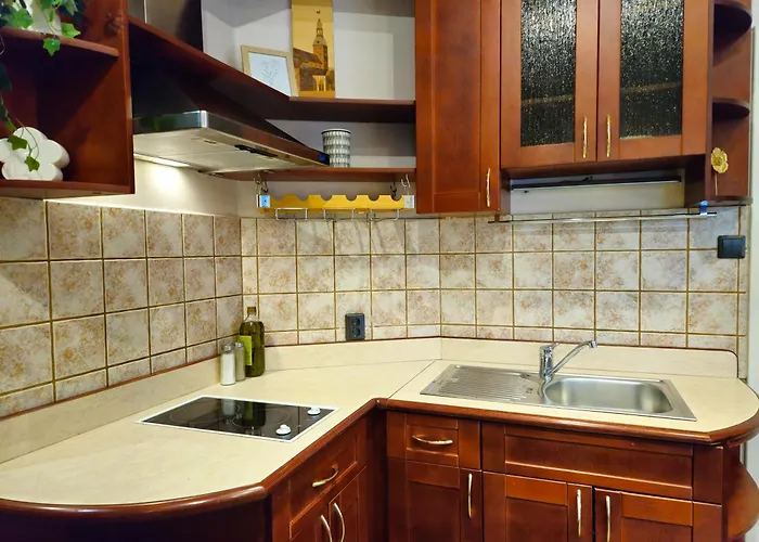 Heart Of Old Three Bedroom By Dome Square Apartamento *