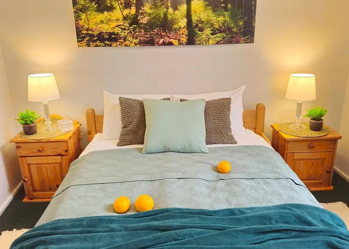 Heart Of Old Three Bedroom By Dome Square Apartamento