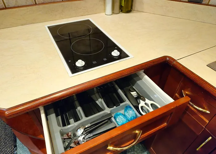 Heart Of Old Three Bedroom By Dome Square Riga